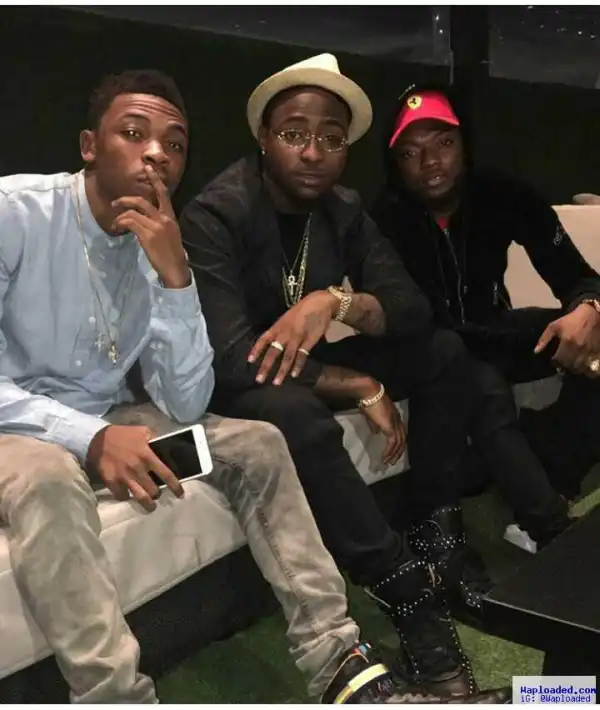Photo Post: Davido planning to Retire from Music and Let his Signed artistes continue 